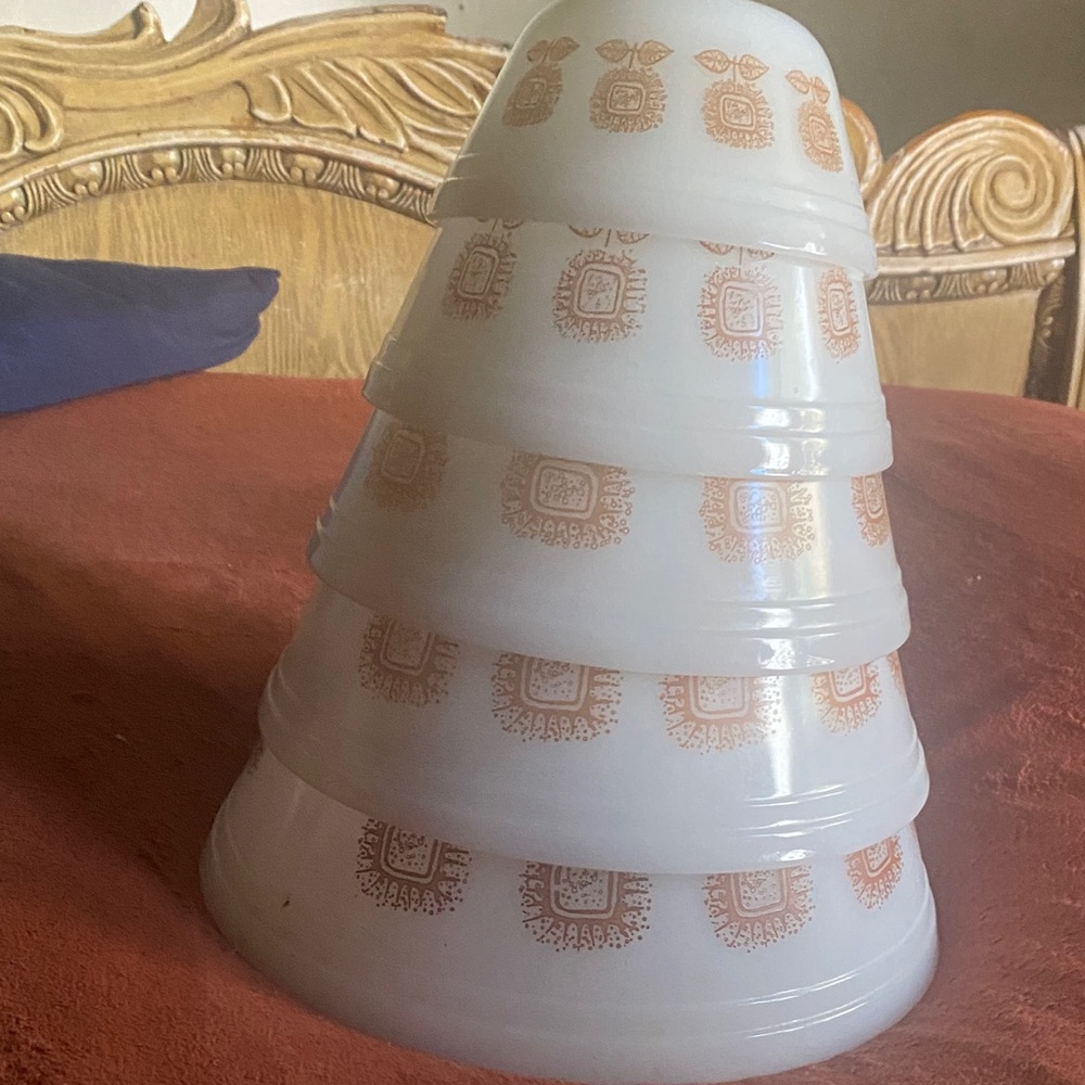 Vintage White and Orange Patterned Mixing Bowl Set